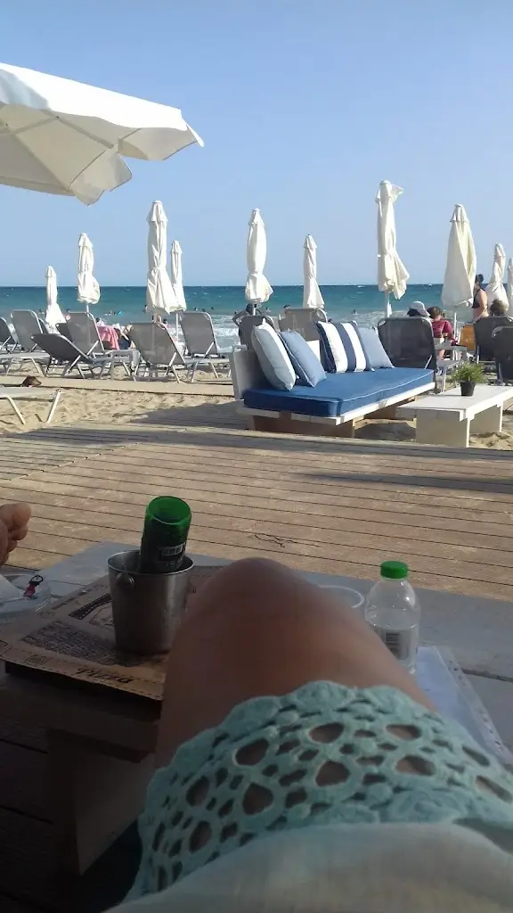 Jasmina Stoilova_Corleone_Néa Kallikráteia_Bewertung