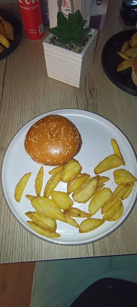 Menü_Mama Calypso (M C)_Néa Kallikráteia_Bild_6