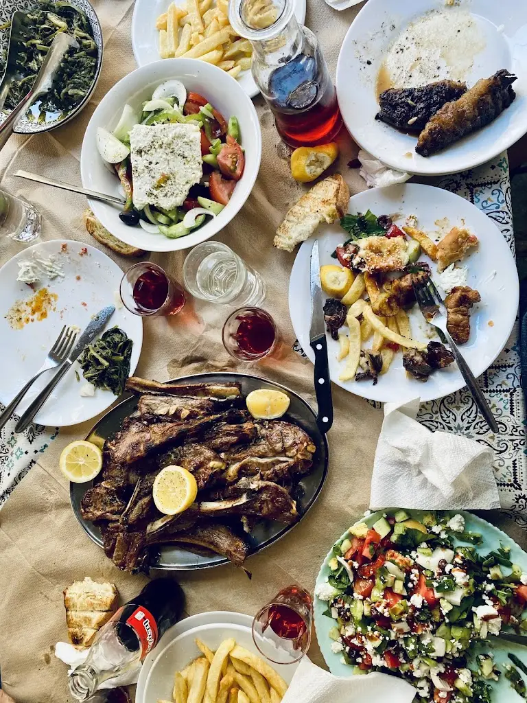 Γιώργος Φερεντίνος_Ένα και Ένα (Νίκος)_Chaïdári_avis