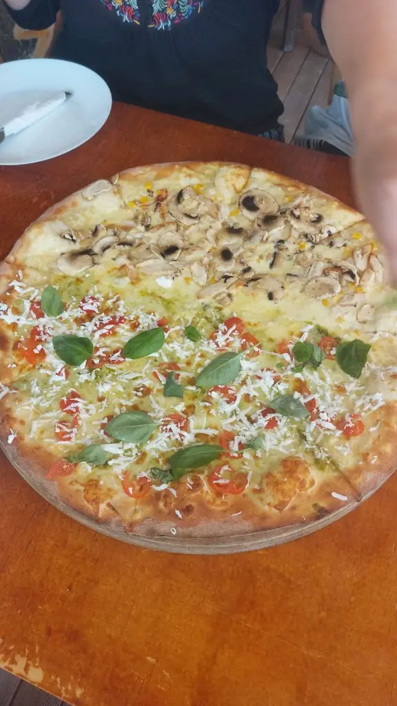 WoWFreek_Adesso Pizza_Néa Kallikráteia_Bewertung