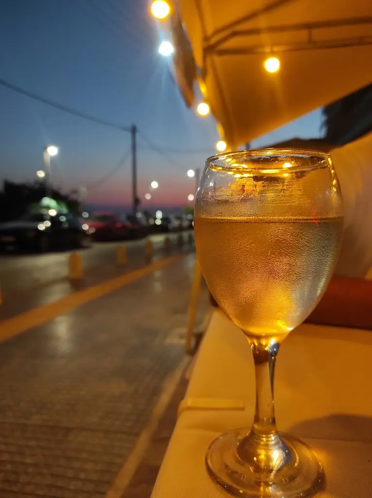 Menu_Rōmios_Néa Kallikráteia_image_3