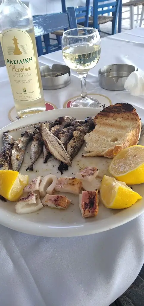 Menu_Rōmios_Néa Kallikráteia_image_4