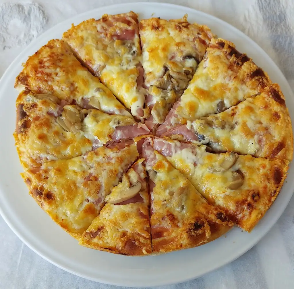 Menü_Pizza Milan_Néa Kallikráteia_Bild_4