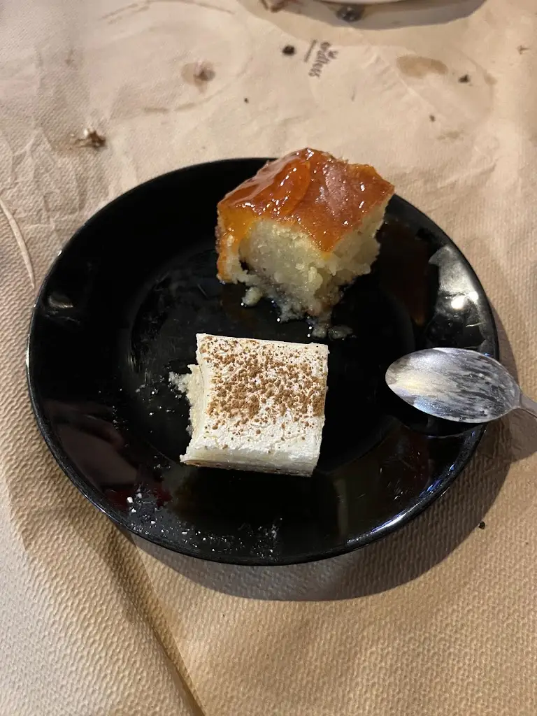 Menü_Ένα & Ένα_Chaïdári_Bild_8