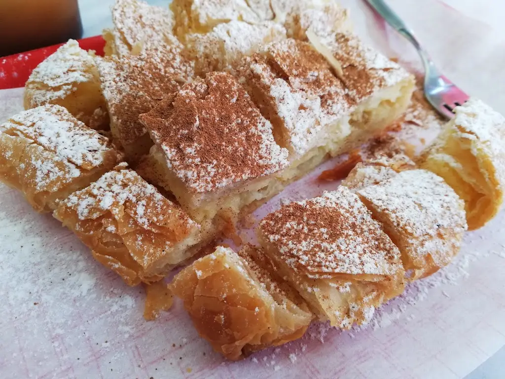 Menu_Cantina Drive-in_Néa Moudhaniá_imagen_5