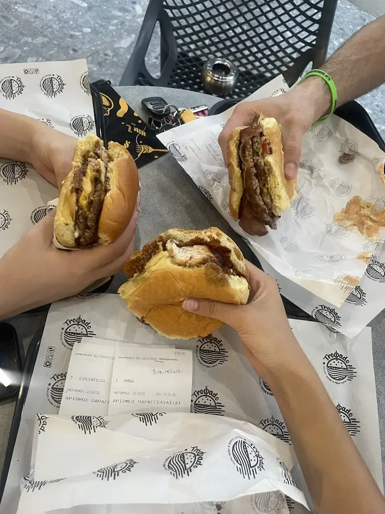 Carmen-Lavinia Vlad-Bubulac_Trofado_Néa Moudhaniá_avis