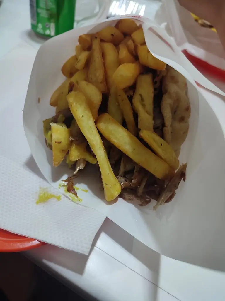 Menü_Gyros Rolói_Néa Moudhaniá_Bild_1