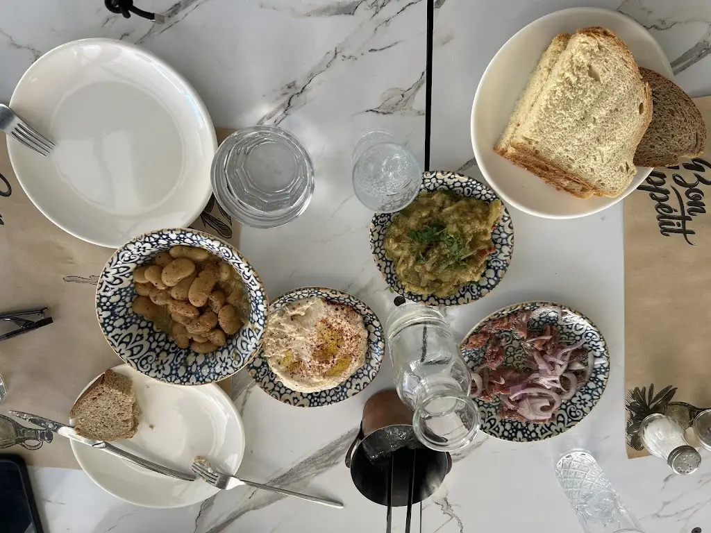 Ioannis Michailidis_Stis Tsoukkas_Néa Moudhaniá_review