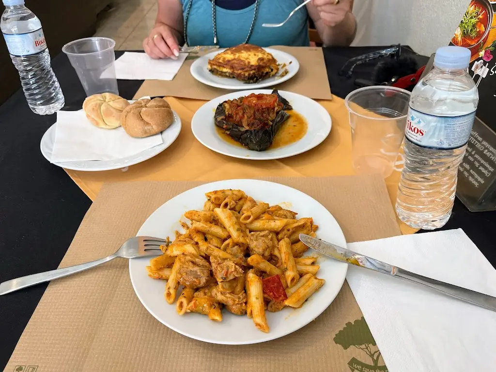 Menu_Saffron coffee & lunch gallery_Néa Moudhaniá_image_5