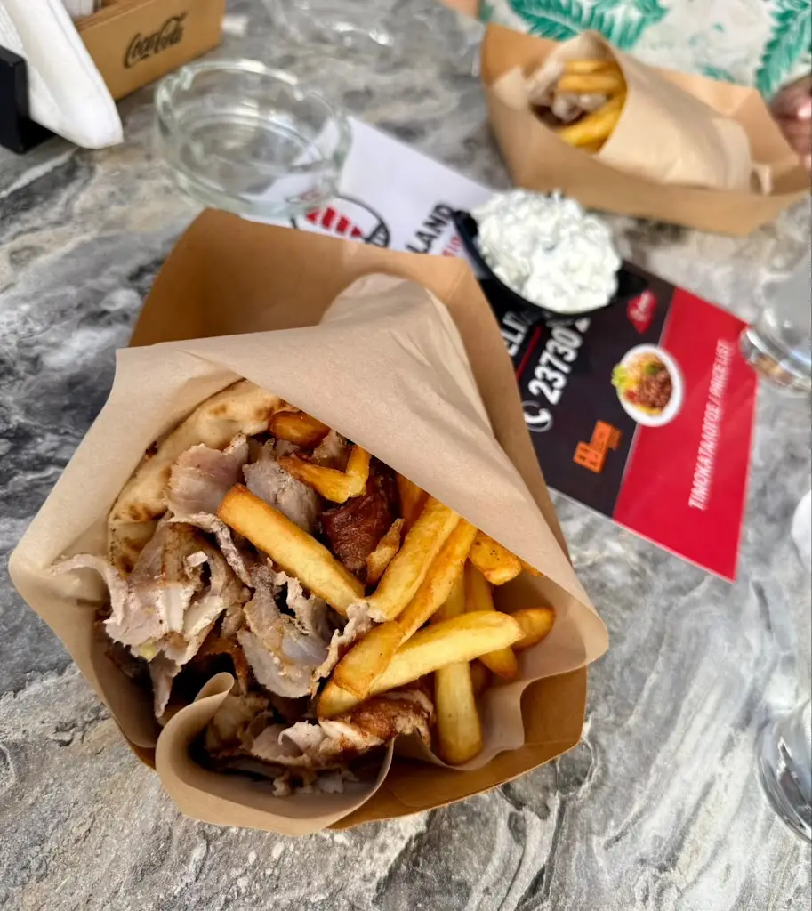 GYROS LAND ψητοπωλείον_Néa Moudhaniá_slider_image_3