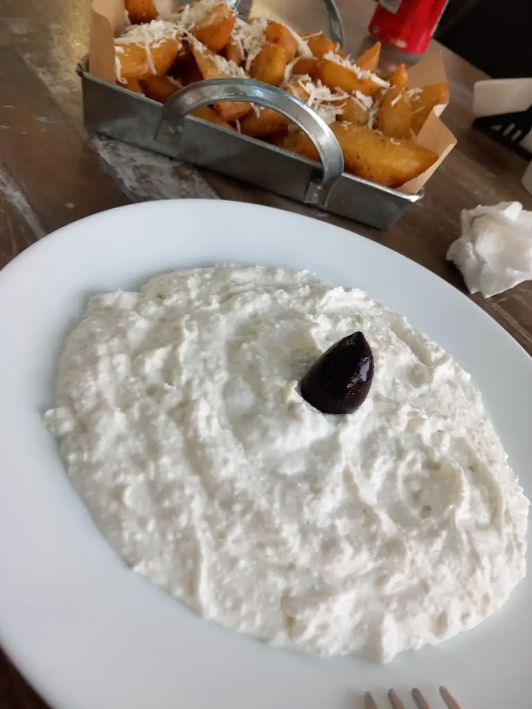 Menü_Το Χοιροποιητο_Néa Moudhaniá_Bild_2