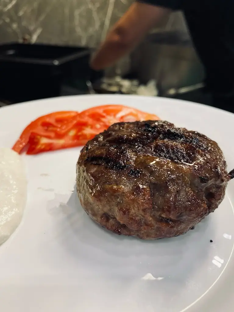 Menü_Το Χοιροποιητο_Néa Moudhaniá_Bild_9