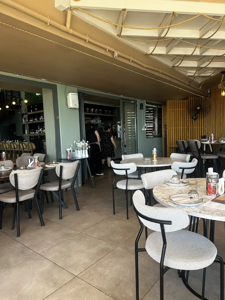 Ivana_ZORKA Greek restaurant_Néa Moudhaniá_Bewertung