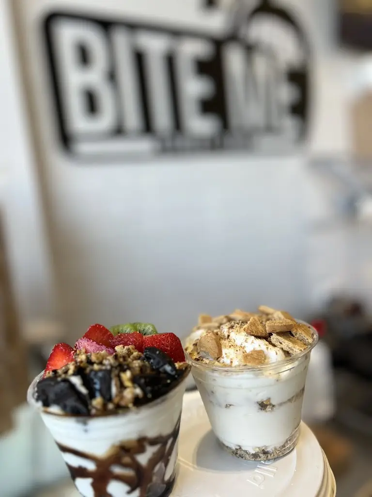 BITE ME_Néa Moudhaniá_slider_image_3