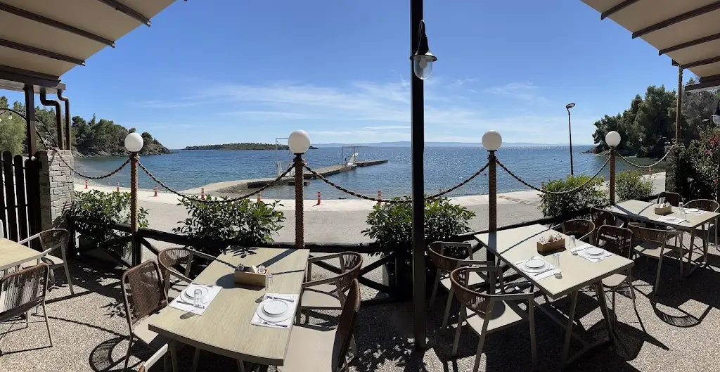 Panos Fish Tavern_Néo Petrítsi_slider_image_1