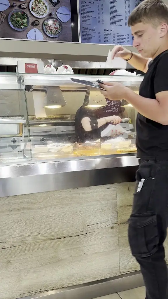 Pâmela but not Anderson_Περί Ορέξεως_Néo Rýsi_review