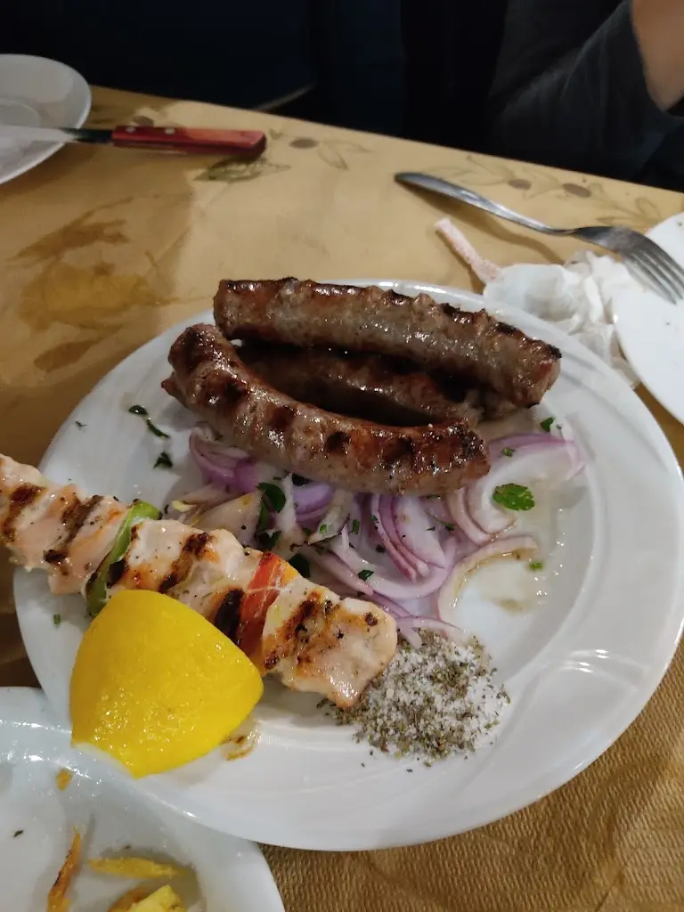 Ο Γιάννης_Néo Soúli_slider_image_3