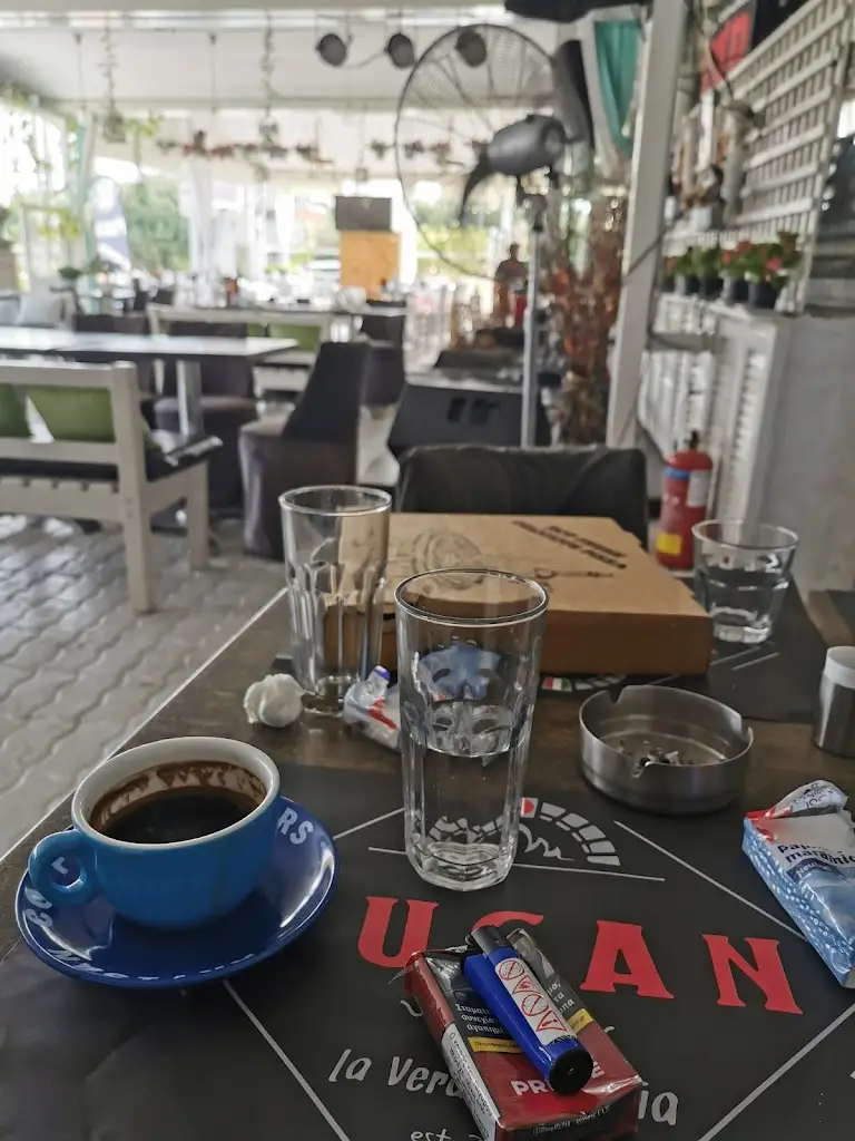 Menü_Tucan Pizza Βar Restaurant_Néos Marmarás_Bild_9