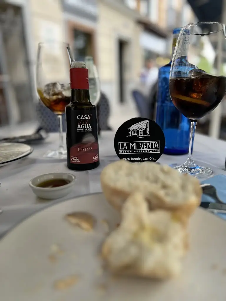 Chris Karas_Ámpelos_Néos Mylótopos_review