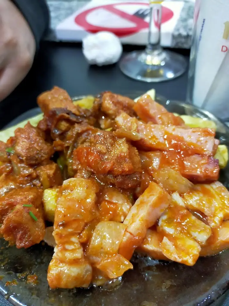 Έντευξις Ταβέρνα_Néos Mylótopos_slider_image_2