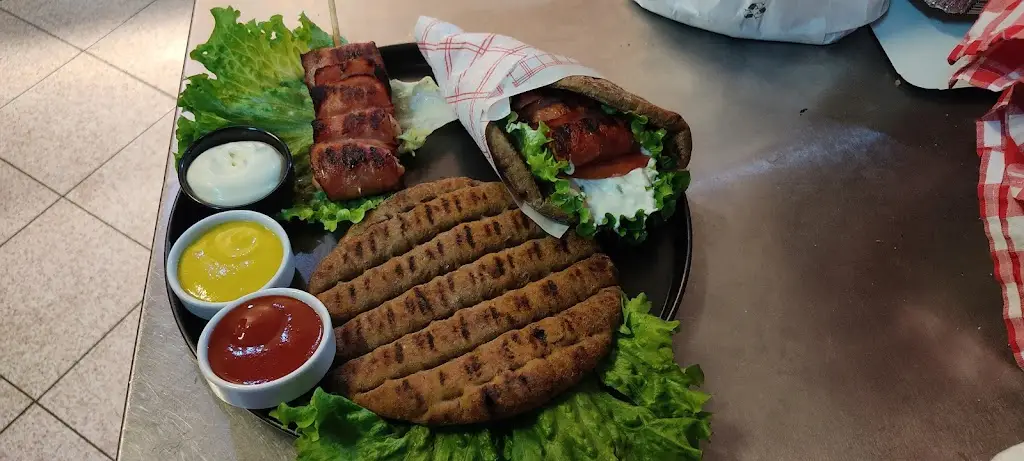 Όταν πείνας SNACK BAR_Néos Skopós_slider_image_2