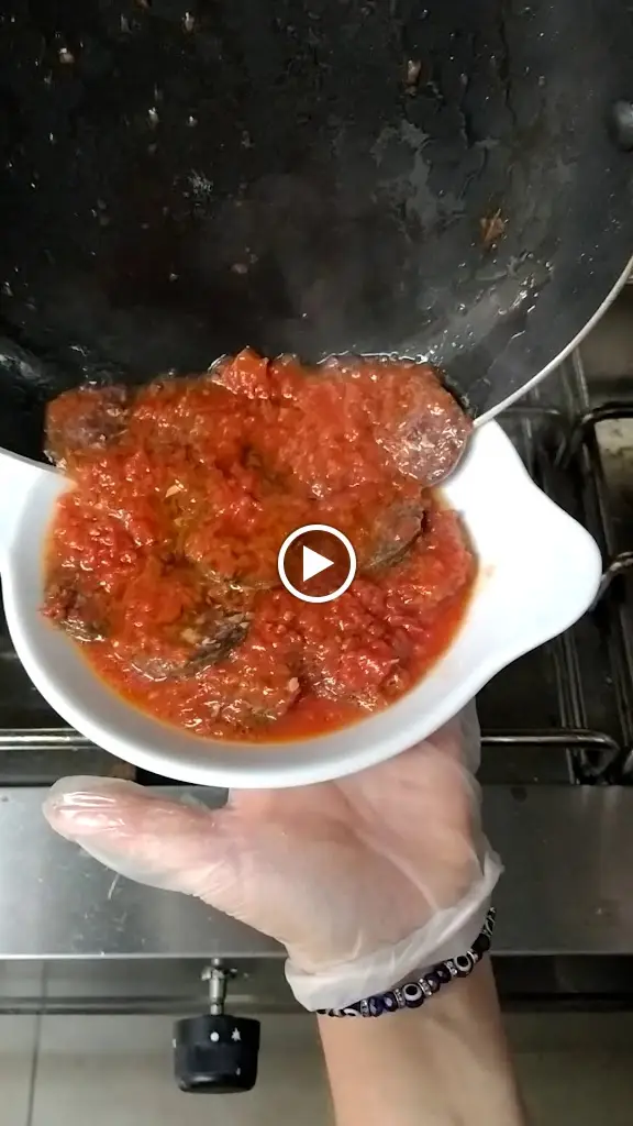 Μεζέ από την Πόλη_Néoi Epivátes_slider_image_2