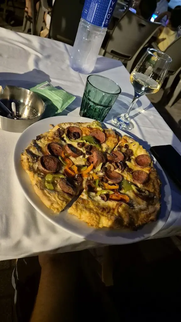 Andra Chicoș_PRIMUS Pizzeria - Restaurant_Néoi Epivátes_review