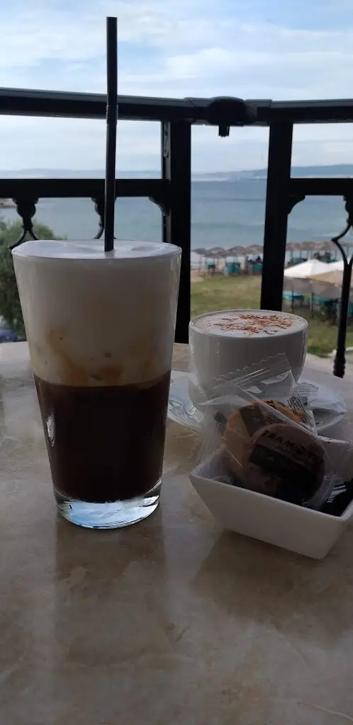 Menu_Tramonto Cafe Lounge Bar_Néoi Epivátes_image_3