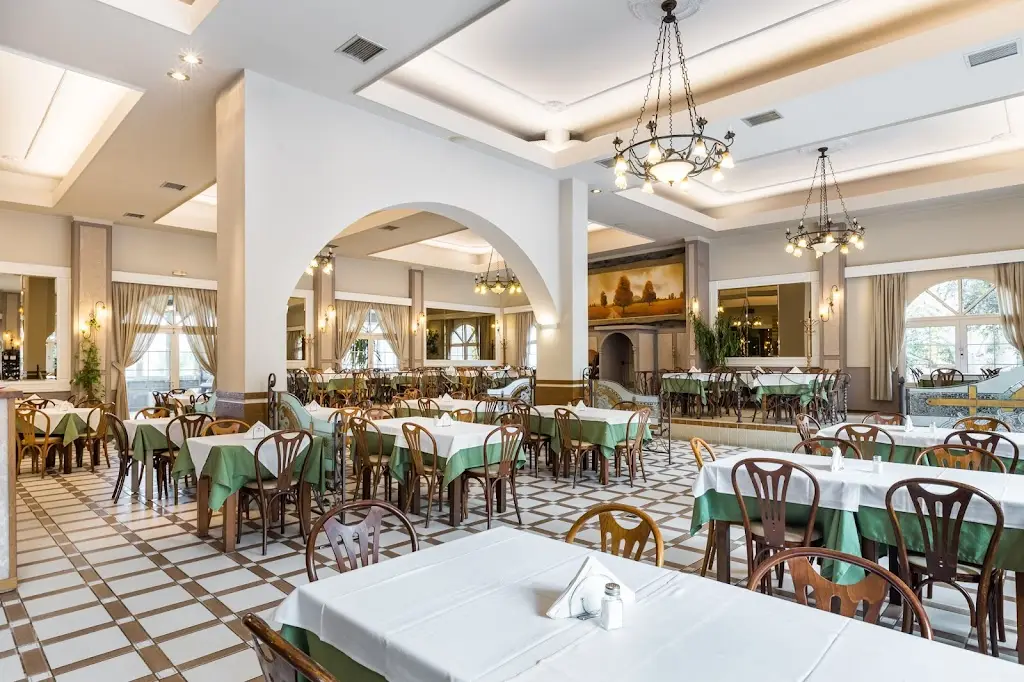 Anestis Steakhouse_Néoi Epivátes_slider_image_1