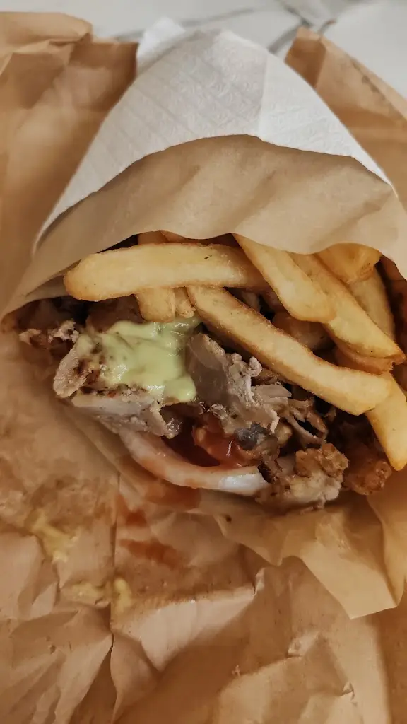 Karla Košutić_Lazaros Grill House_Néoi Epivátes_Bewertung