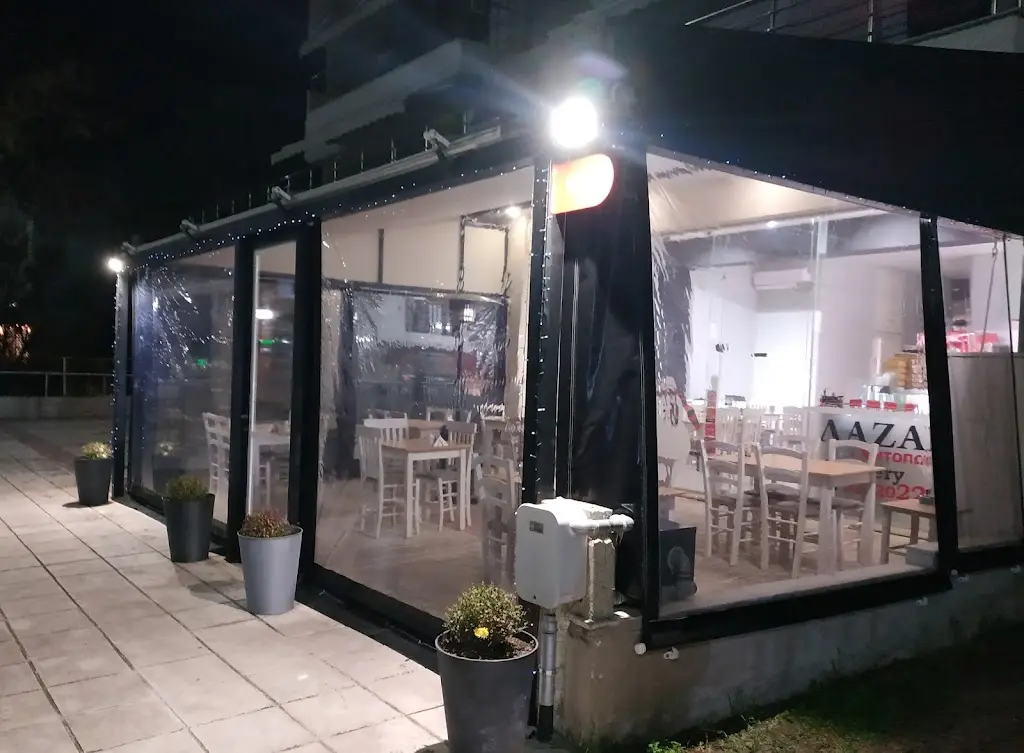 Lazaros Grill House Restaurant in Néoi Epivátes