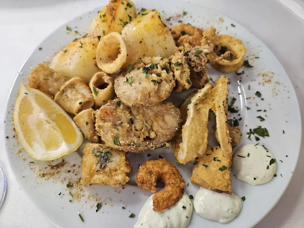 Καφέ - ταβέρνα 