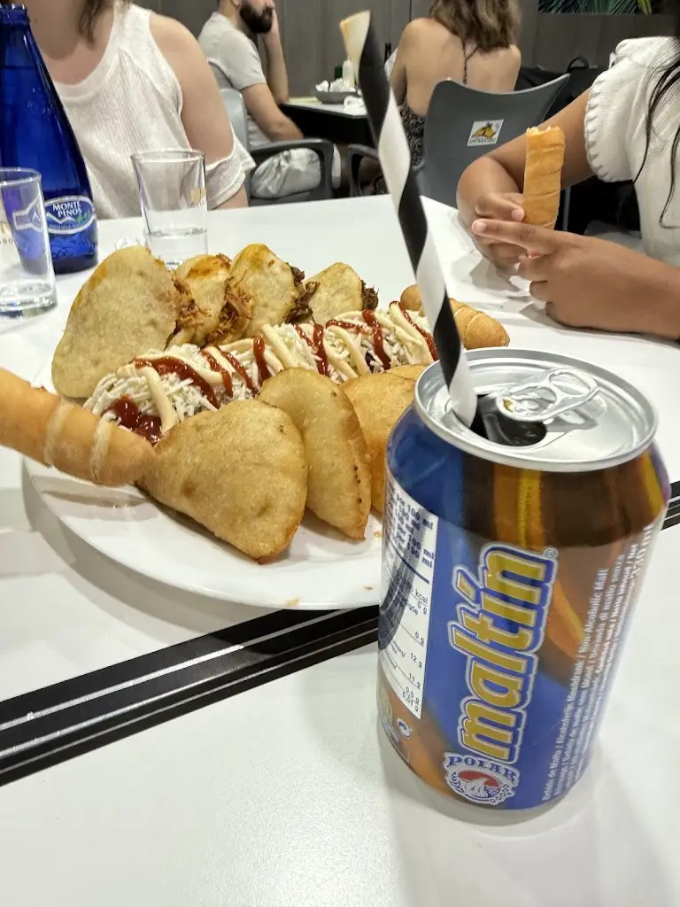 Heaqmoon_TezasLoft_Palaiokómi_review