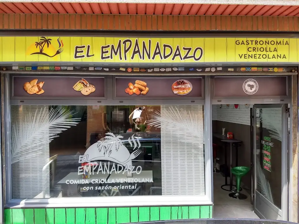 Capri Nuovo_Níkiti_slider_image_1