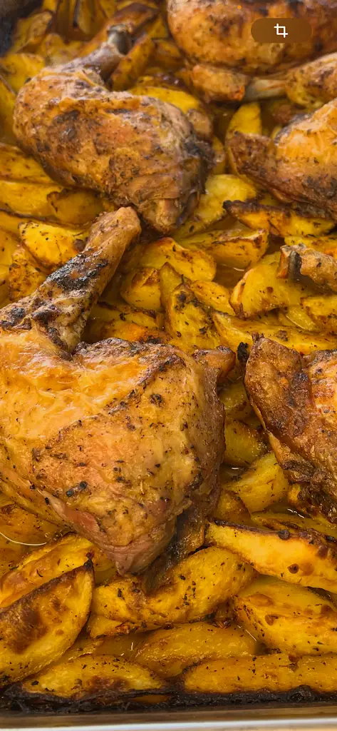 Menü_Dionysákēs_Dhafní_Bild_5