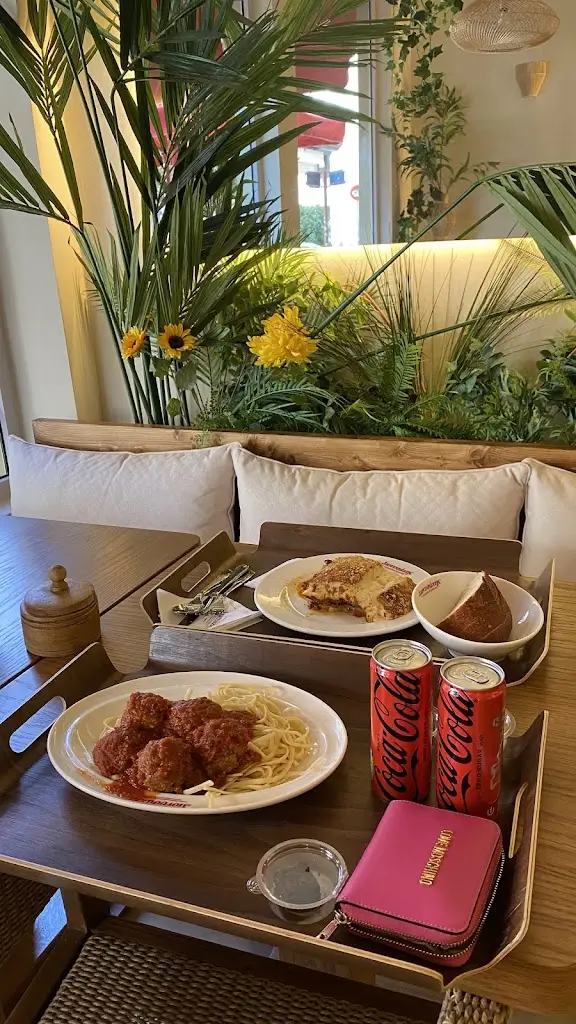 Zharia Lexicon_Dionysákēs_Dhafní_Bewertung