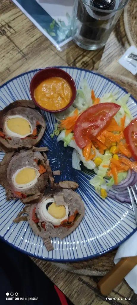 Olga Jovanovic_Apovrado Taverna Karalis_Níkiti_review