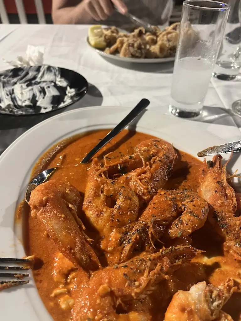 Lile Shipinkarovska_Antigoni Taverne_Níkiti_Bewertung