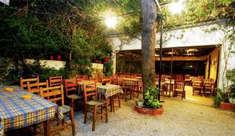 Τα φιλετάκια_Dhafní_slider_image_1