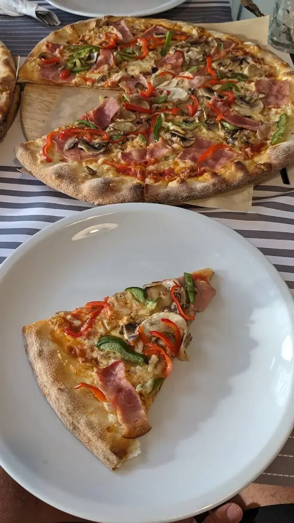 Menü_CRISPY_Níkiti_Bild_5