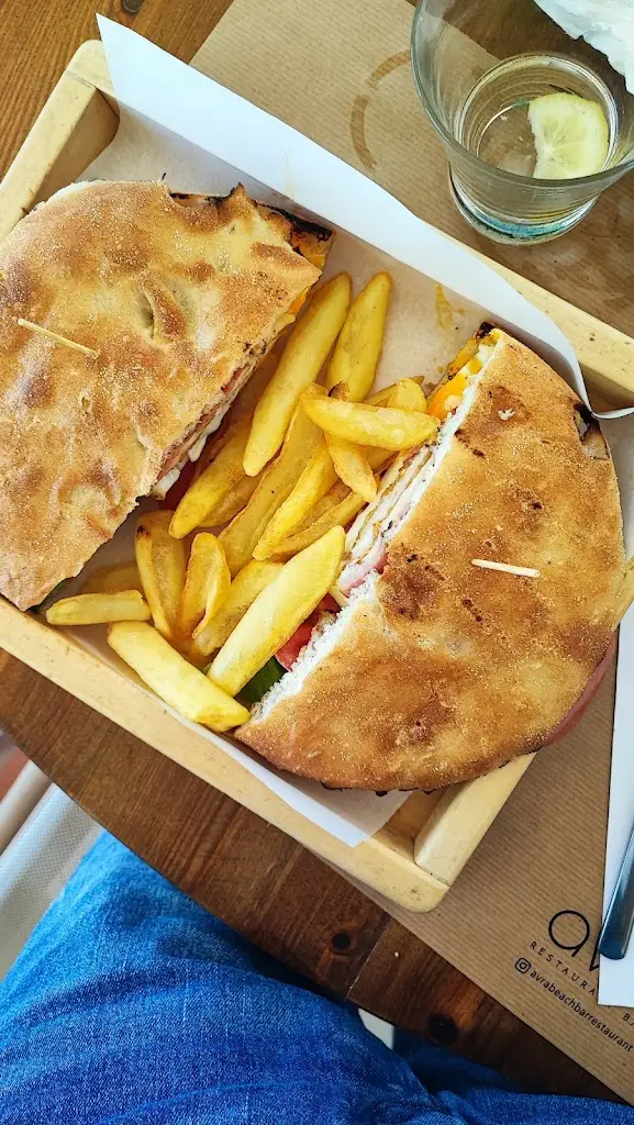 Menü_AVRA Restaurant Beach Bar_Níkiti_Bild_7