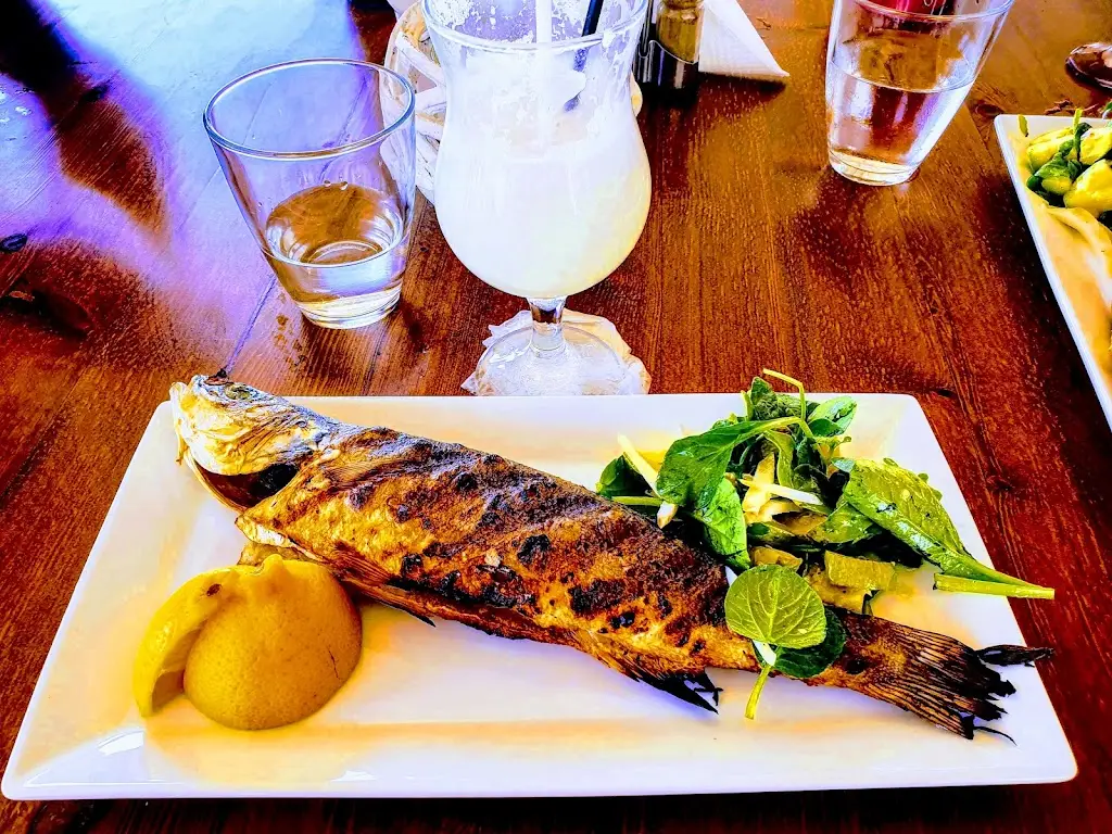 Menü_AVRA Restaurant Beach Bar_Níkiti_Bild_8