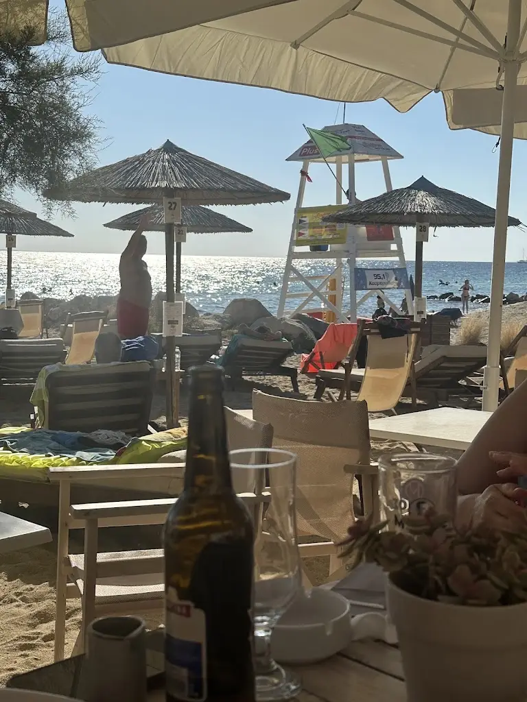 Giuly Melisa_AVRA Restaurant Beach Bar_Níkiti_Bewertung