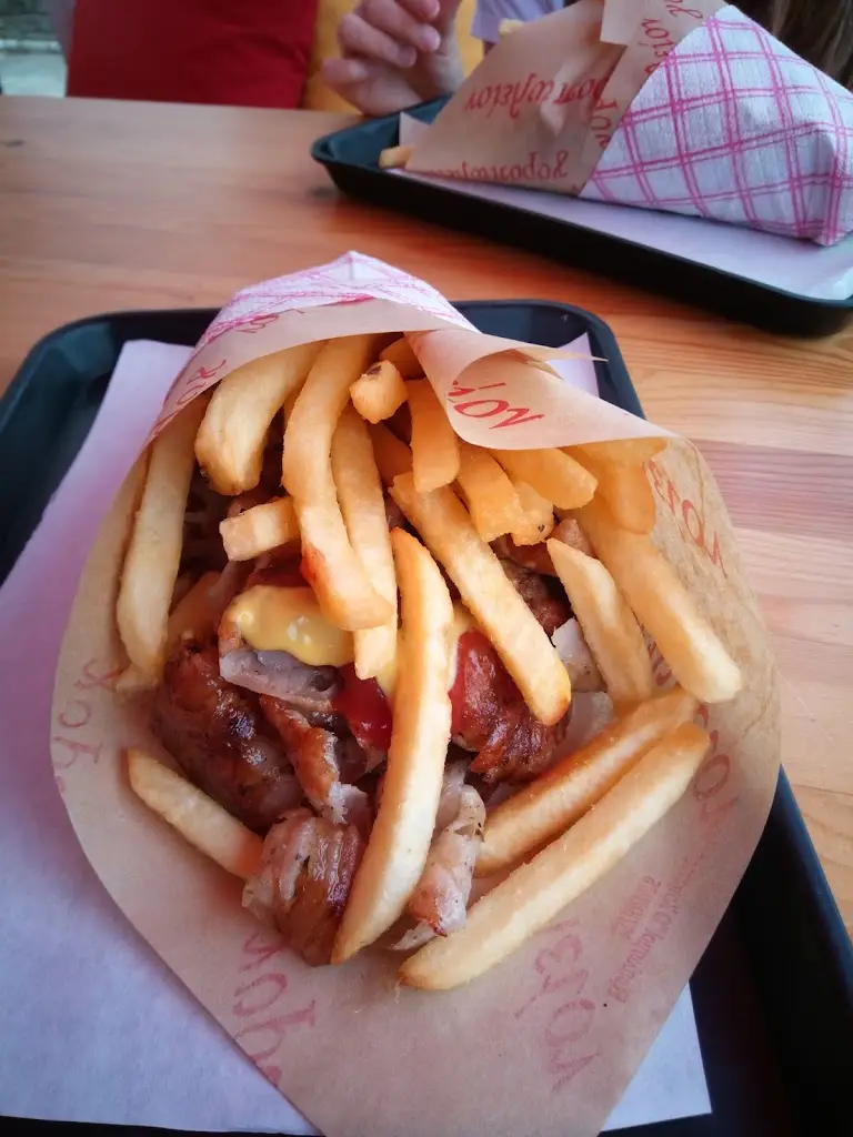 Menu_Gyropoleion_Níkiti_image_5