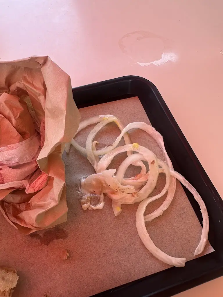 Madalina Radu_Gyropoleion_Níkiti_review