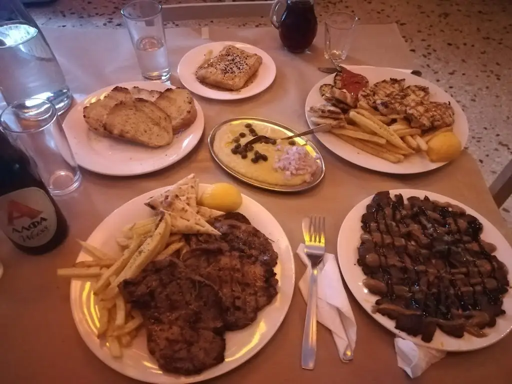 Menü_Mana Raki_Dhafní_Bild_1