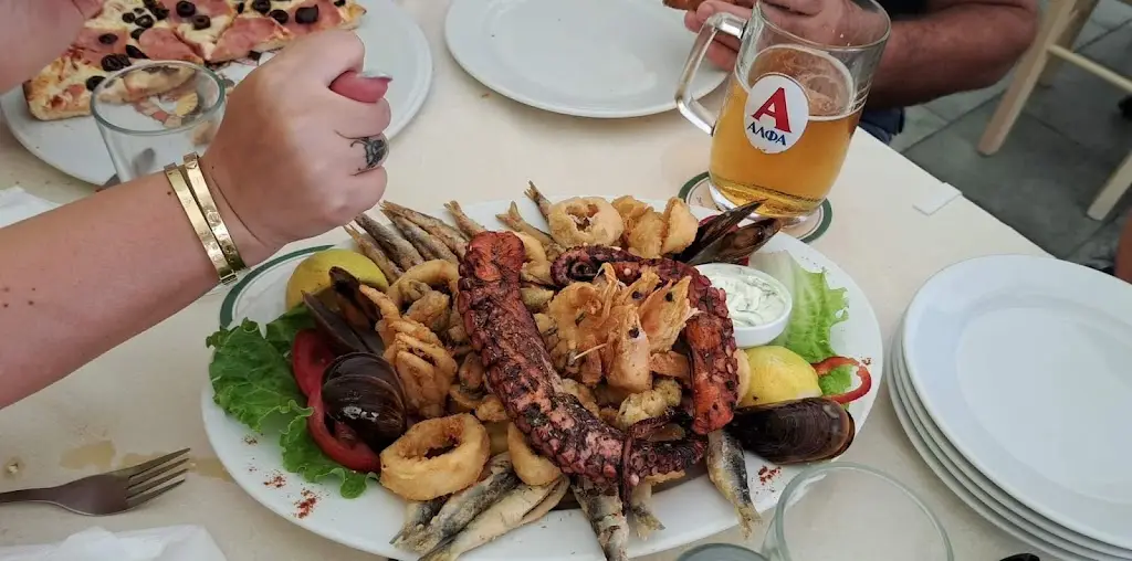 Menu_Restaurant Nikolas Grill_Paralía_image_4