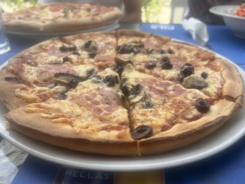 Evgenia Zaneva_Restaurant Nikolas Grill_Paralía_review