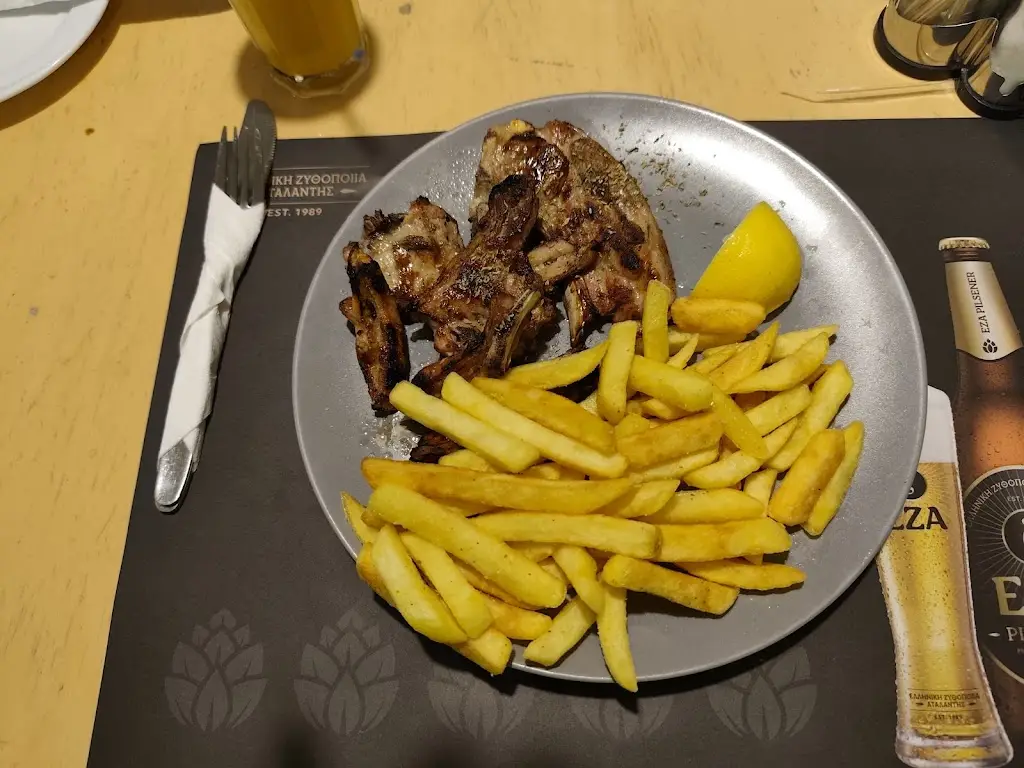 Restaurant Nikolas Grill_Paralía_slider_image_3