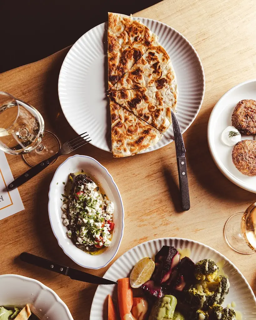 Lupo Nero Restaurant_Péfka_slider_image_3